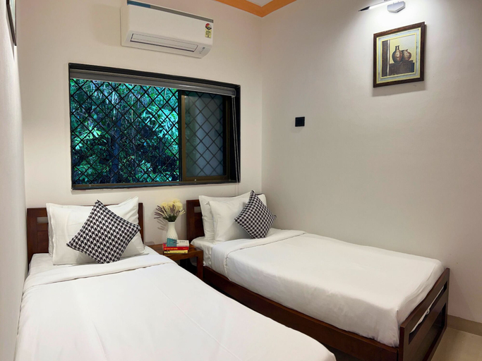 Room 5, StayLeisurely Boutique suites Lonavala, Pune