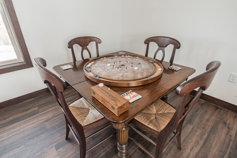 Dining 3, 4br Mountain View Home - 5 Minutes to Granby Ranch 4 Bedroom Home, Grand