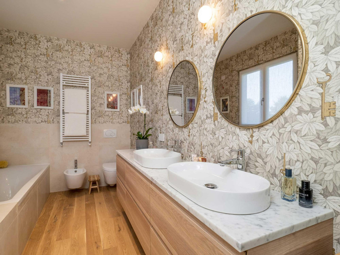 Room 2, Luxury Golf Villa in Bogogno, Novara