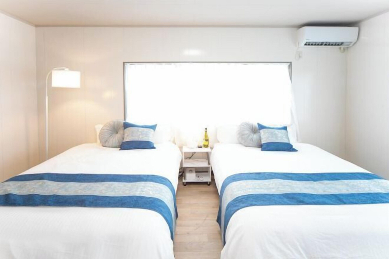 Room 5, Yokkaichi Kawaramachi Hotel, Yokkaichi