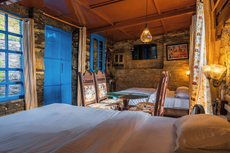 Room 2, Stone Heritage Mukteshwar, Nainital