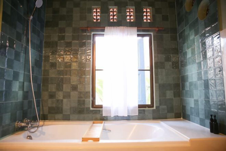 Bathroom 2, Baannoi Retreat and Stay Chiang Mai, Muang Chiang Mai