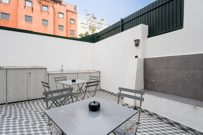 Room 2, The Twenties by Guestready, Lisbon