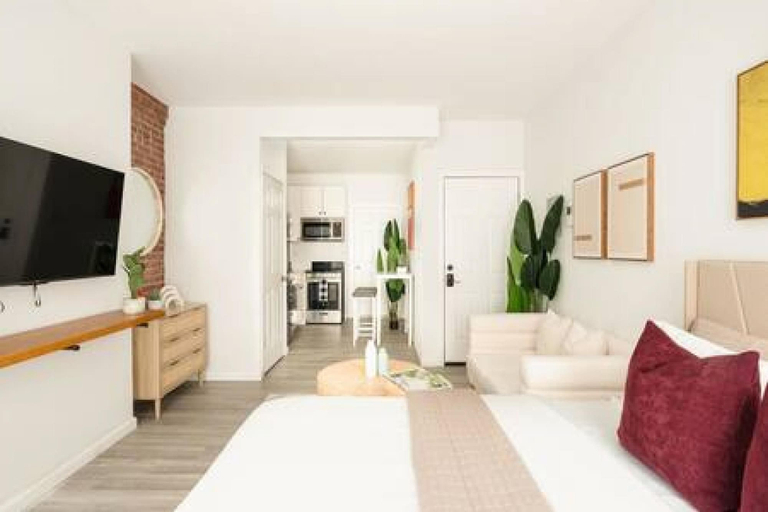 Room 4, New Modern Studio UES W D, New York