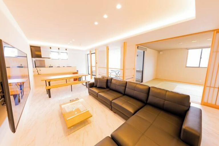 Living area, AMBER Yufuin, Yufu
