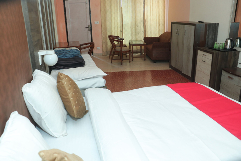 Room 5, Krishna Hotel And Restaurant, Kangra