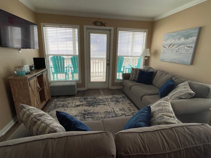 Living area 3, Seascape 2114 2 Bedroom Condo by RedAwning, Galveston