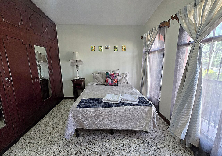 Room 5, A 3 minutos del Aeropuerto, ZONA 13
