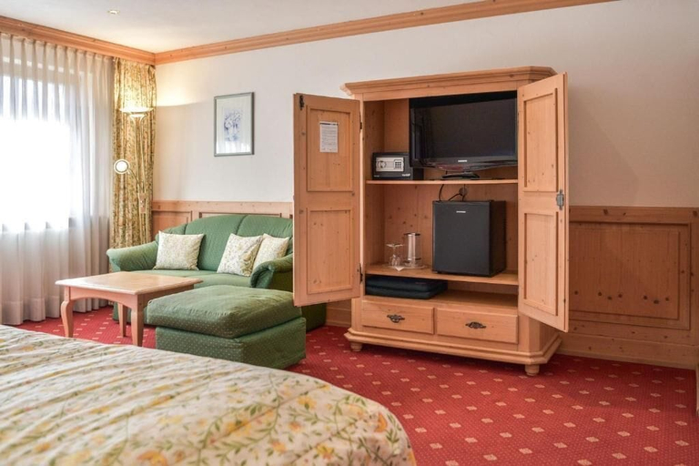 Bedroom 4, Hotel Gasthof Süßer Grund, Zollernalbkreis