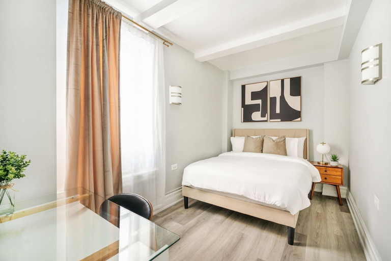 Room 2, 73-1406 New 1BR 1bth UWS Doorman Gym, New York
