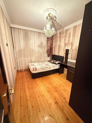 Room 4, Sabir bir, Baku