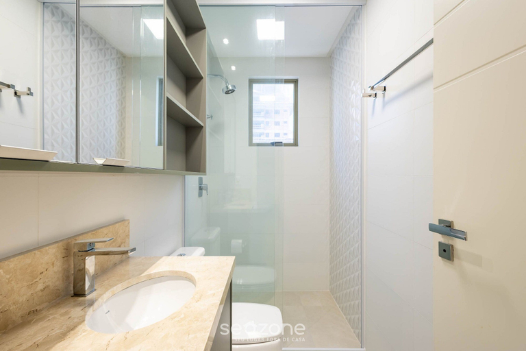 Bathroom 3, Apt w/ Gourmet Balcony 550m From the Beach Lle0204, Itapema