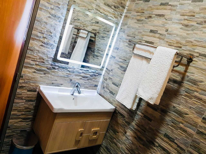 Bathroom 5, Complexe Hôtelier AnD, Kadiogo