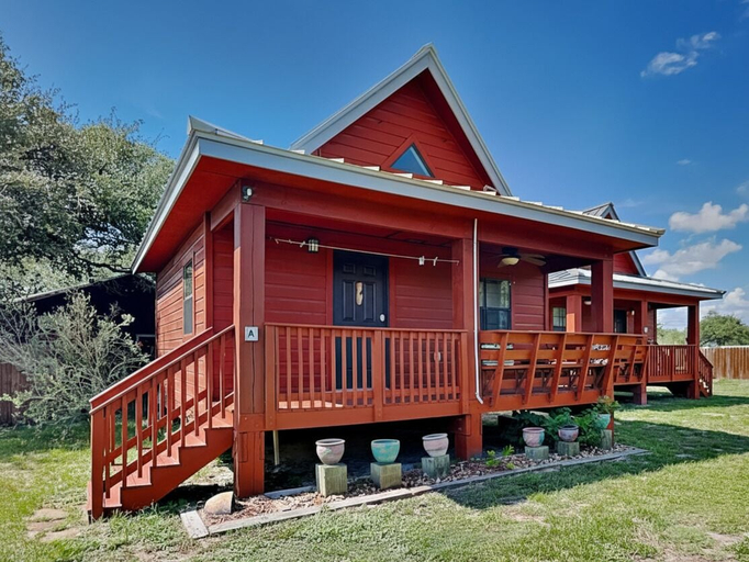 Exterior & Views 2, SabaiDii Guesthouse A & B by Miss Kitty’s, Aransas