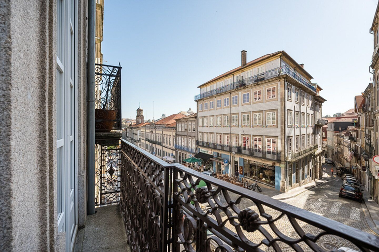 Room 2, Guestready - RNB Apartments, Porto