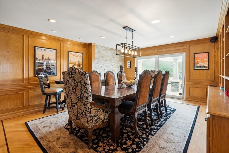Dining 5, Bouquet Cottage 4 Bedroom Home by RedAwning, Ventura