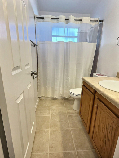 Bathroom 2, 3-bedroom Apartment Minutes From Disney, Osceola