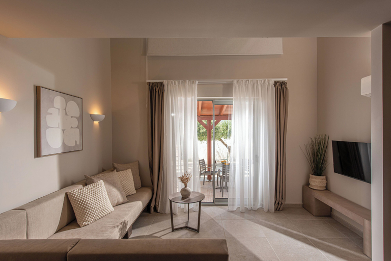 Living area 5, Ariadni apartments & suites, Crete