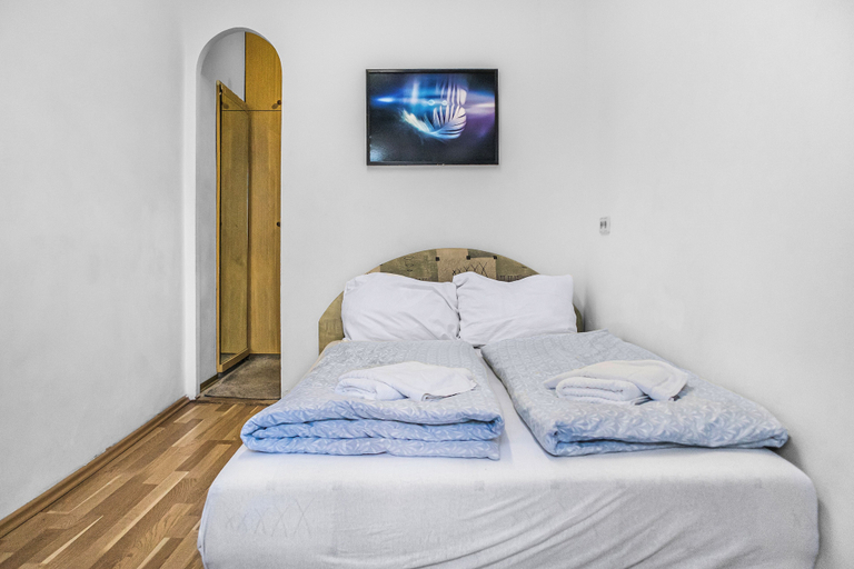 Room 5, Affordable 2BR Apt Near Danube, Wien