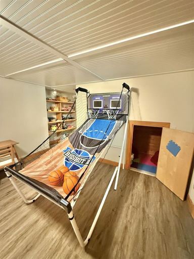 Children's area, Blueberry More Limit 17 7 Bedroom Home by RedAwning, Cumberland