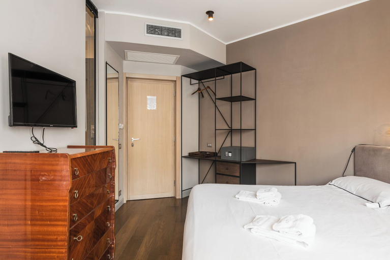 Bedroom 2, Licia, Rome