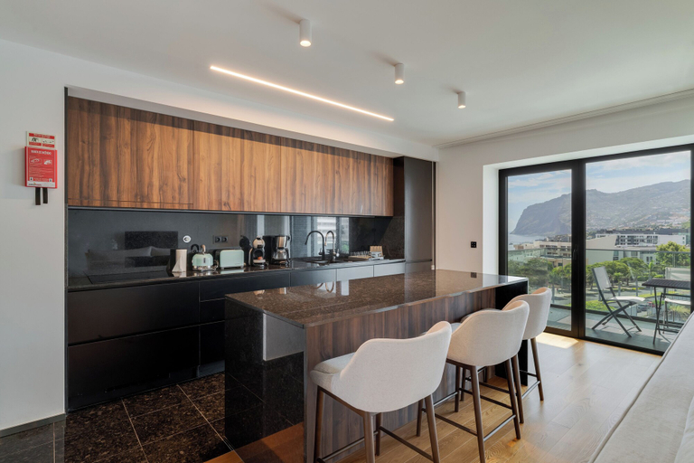Private kitchen 3, Oceanview Pearl Apartment, Funchal