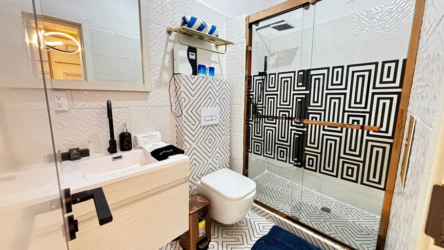 Bathroom 4, Luxury Atitlan Suites, San Pedro La Laguna
