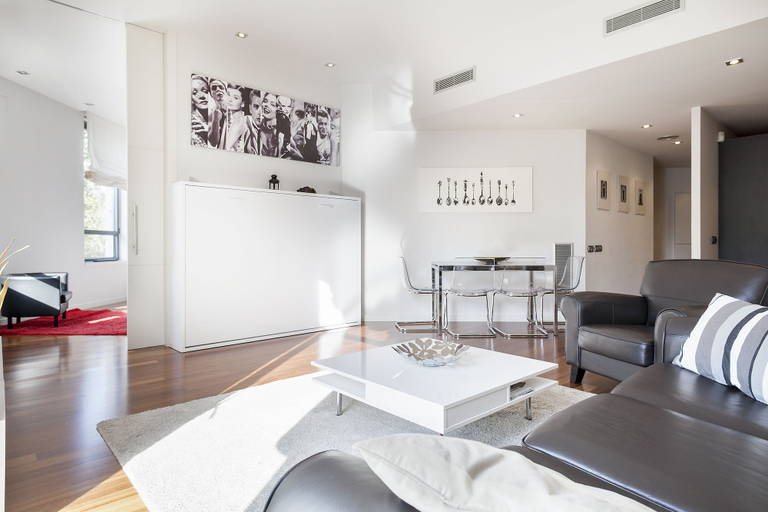 Others 4, Uma Suites Passeig de Gracia 16, Barcelona