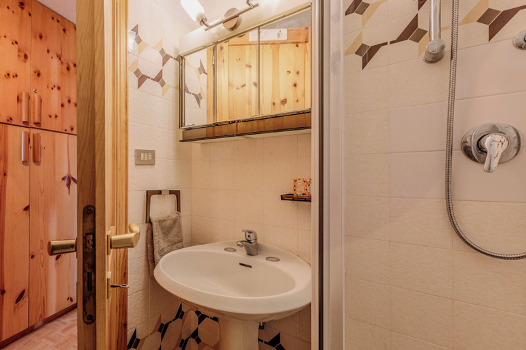 Bathroom 5, Vacanze al Sole - Residence Plein Soleil, Aosta