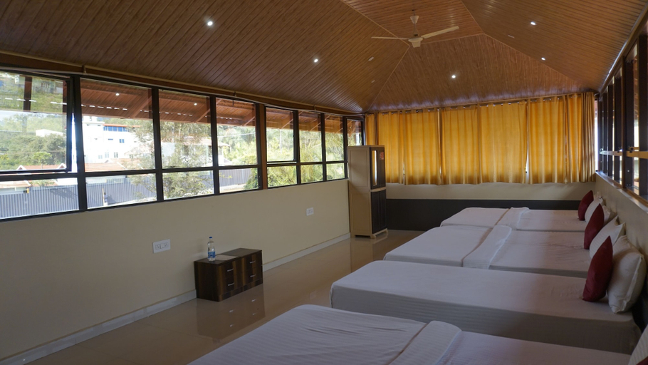 Room 4, RAJ VILLAS, Chikmagalur
