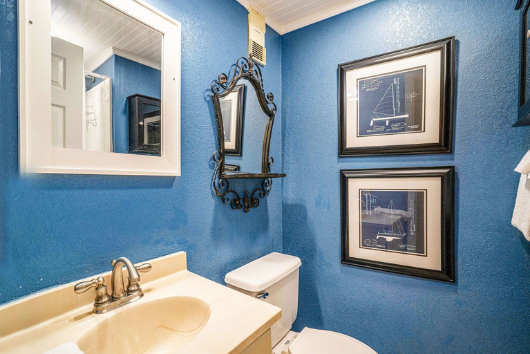 Bathroom 4, 0603 Waters Edge Resort 1 Bedroom Condo by RedAwning, Georgetown