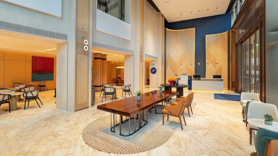 Reception 2, Holiday Inn Express KUNMING RAILWAY STATION by IHG, Kunming