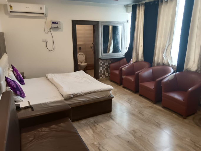 Bedroom 4, Hotel Nagpal, Hardwar
