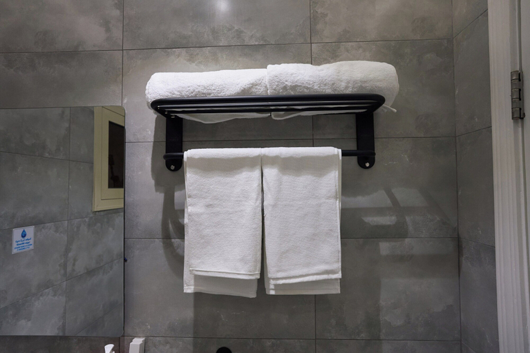 Bathroom 4, Marina Elite Serviced Apartments, Yanbu