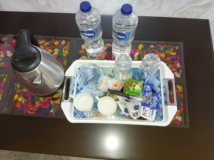 Food & Drinks, Trilok Residency, Varanasi