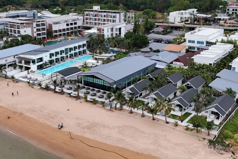 Exterior 5, Rattanapura, Tha Mai