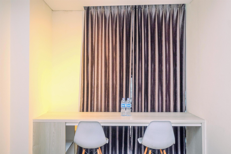 Room 3, Homey And Restful Studio Lrt City Bekasi Apartment, Bekasi