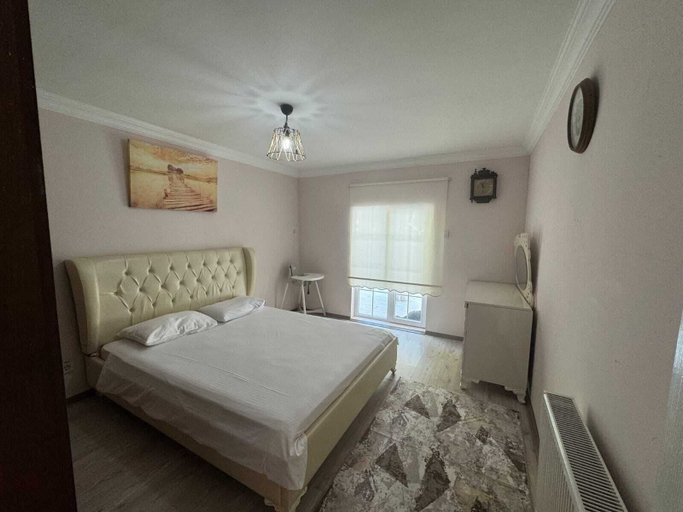 Room 2, Bizim Konak, Izmit