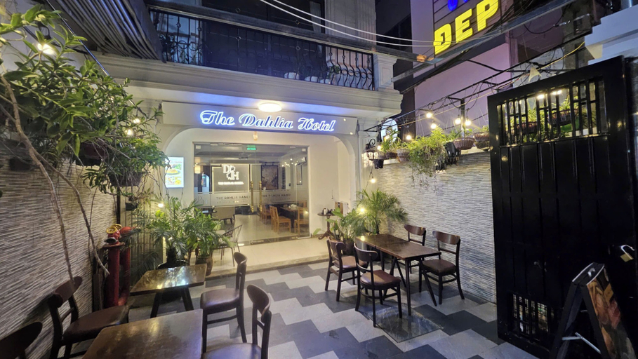 Others 4, The Dahlia Hotel, Long Biên