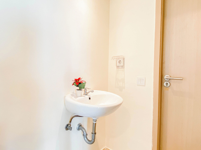 Bathroom 3, Basic Designed 2Br At Apartment Meikarta, Cikarang