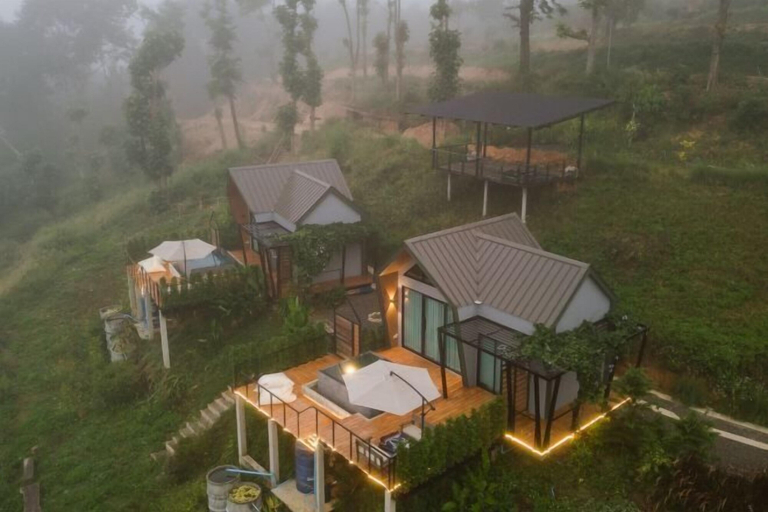 Exterior 2, Pause pausa, Phrao