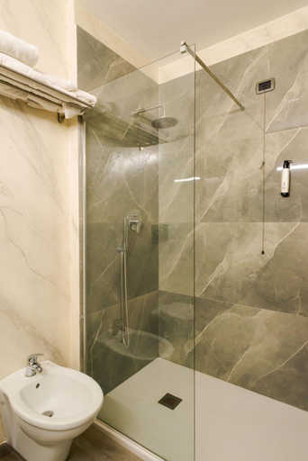 Bathroom 4, Hotel Il Gelso Bianco, Catania