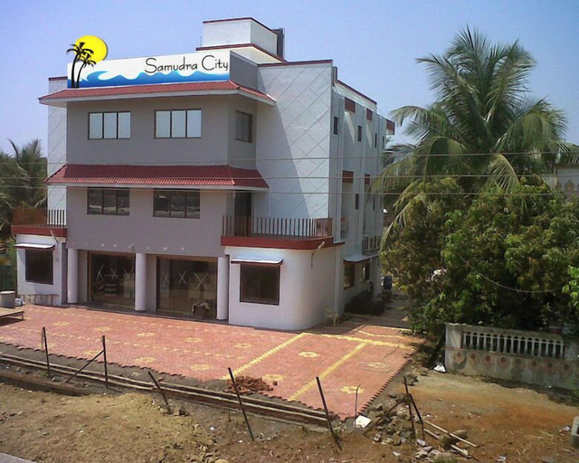 Front of property, Hotel Samudra City, Raigarh