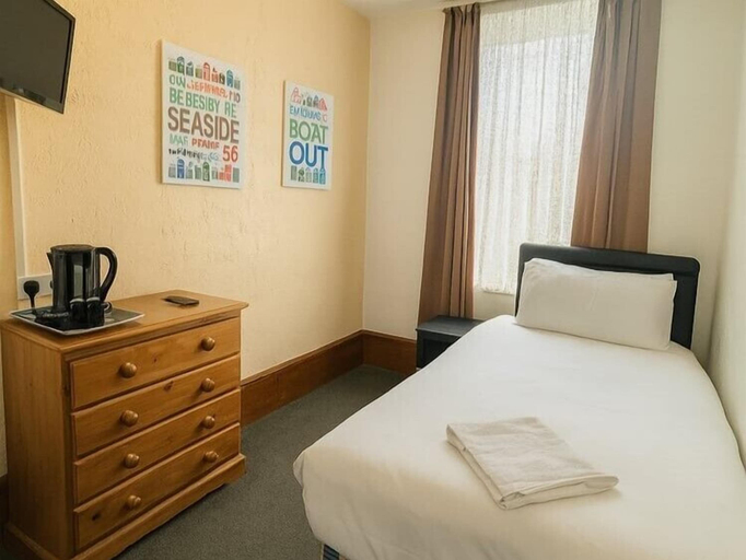 Room 4, The White Swallow Hotel, Blackpool