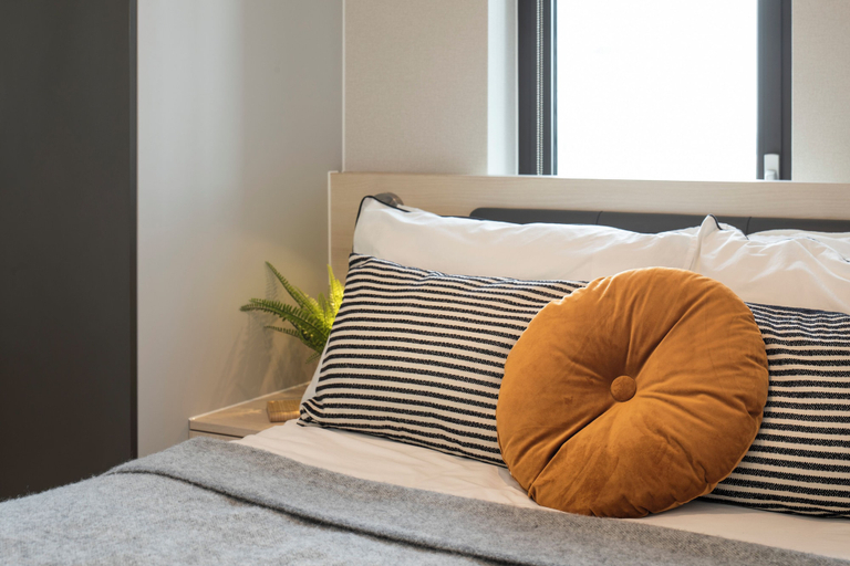 Room 5, StayCozy Studio Apartments in Croydon, London