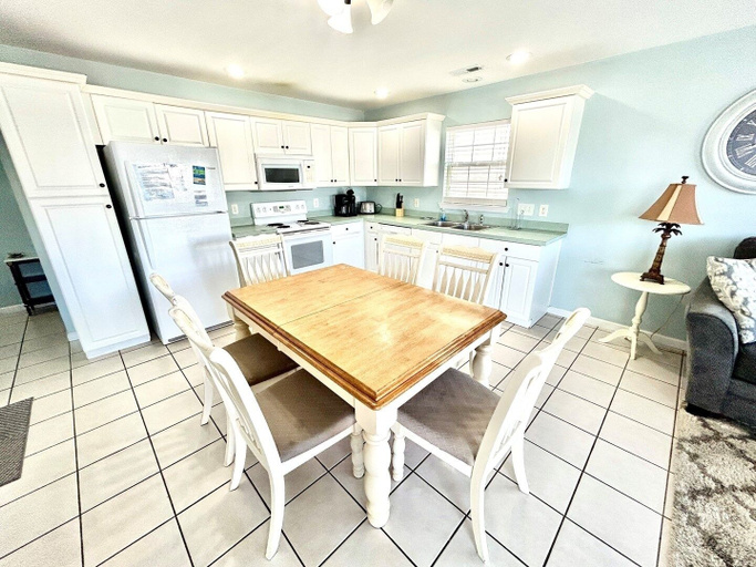 Dining 3, Cooper's Lighthouse 4 Bedroom Home by RedAwning, Horry