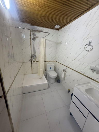 Bathroom 3, HOTEL PARVINA, Buxoro
