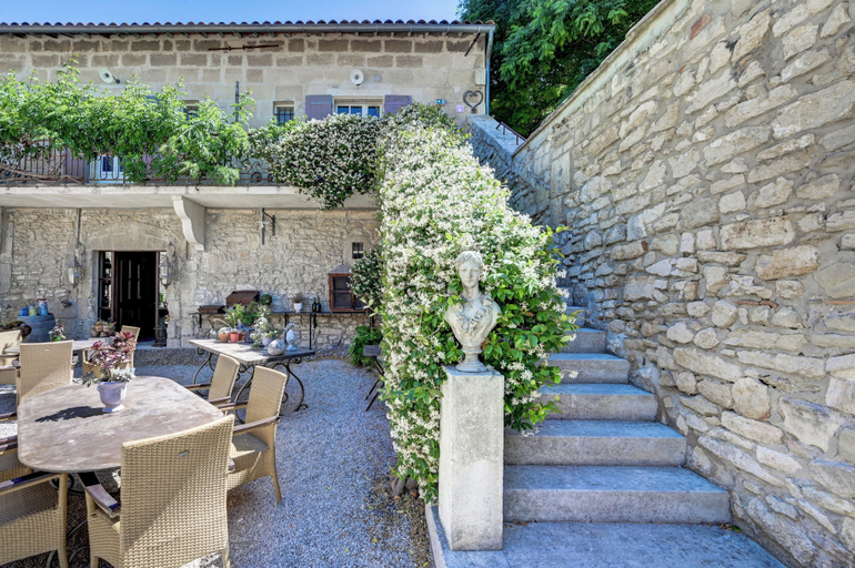 Courtyard 4, Mas des Comtes de Provence, Bouches-du-Rhône