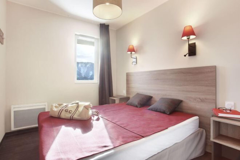 Bedroom 3, Residence Odalys Le Village de Praroustan, Alpes-de-Haute-Provence