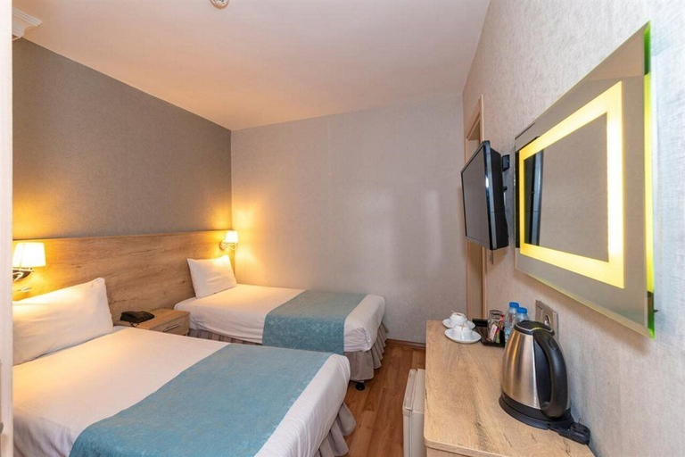 Bedroom 5, Sunlight Hotel, Fatih